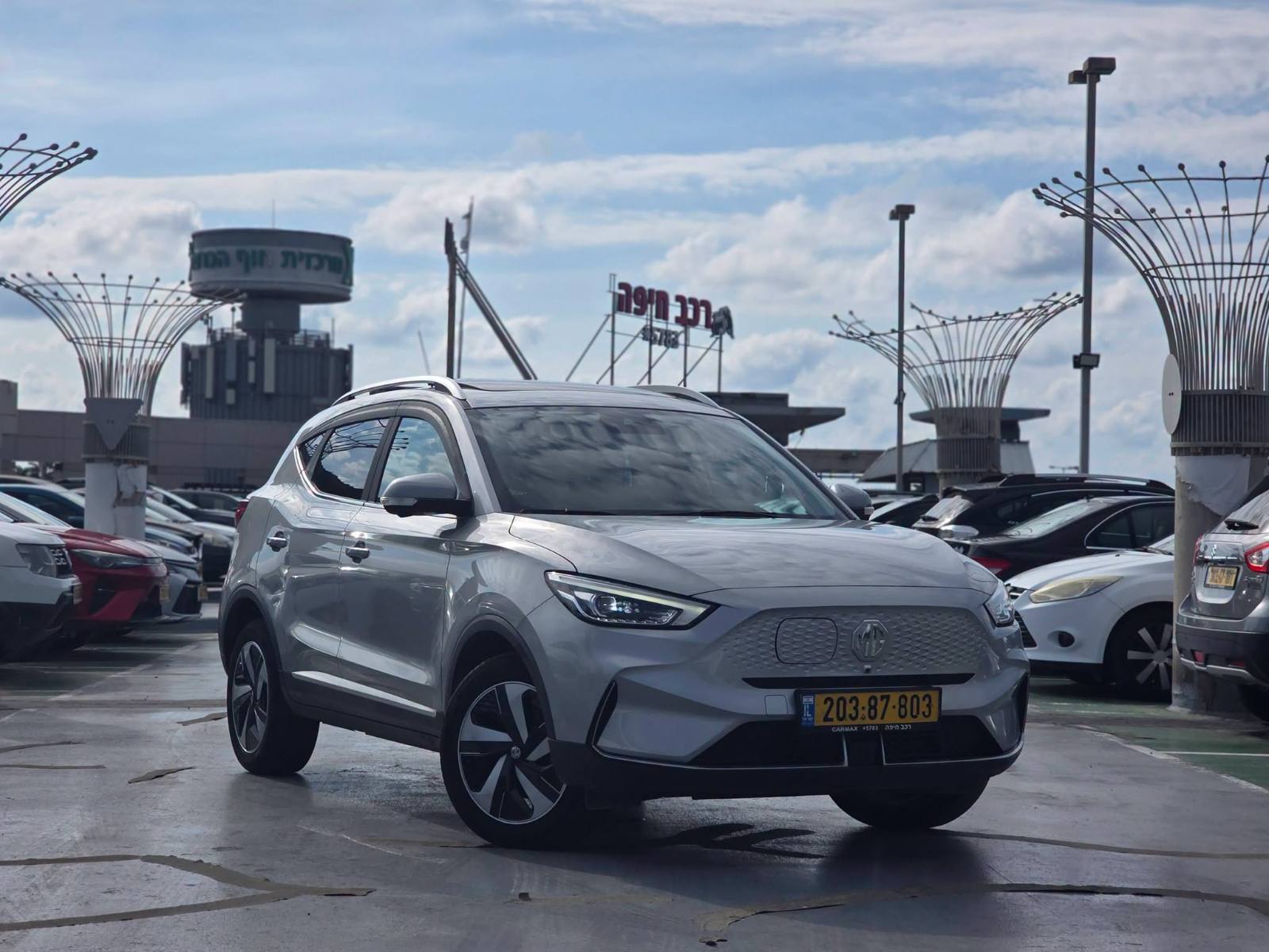 מ.ג ZS EV